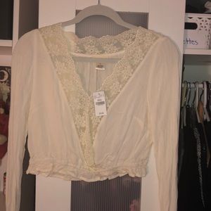 Layered front white cropped blouse